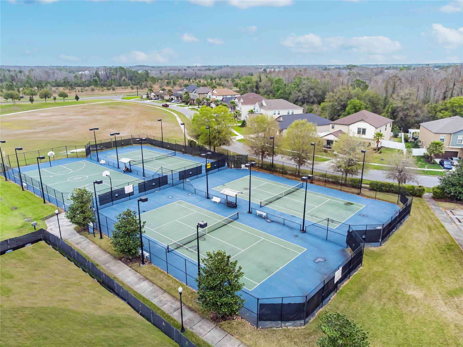 Listing photo id 65 for 9645 Little Bluestem Drive