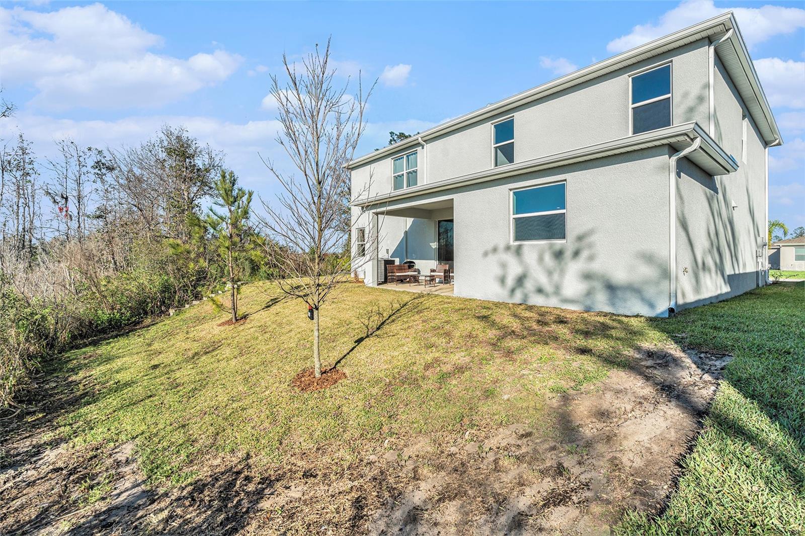 Listing photo id 37 for 22990 Scaglione Drive