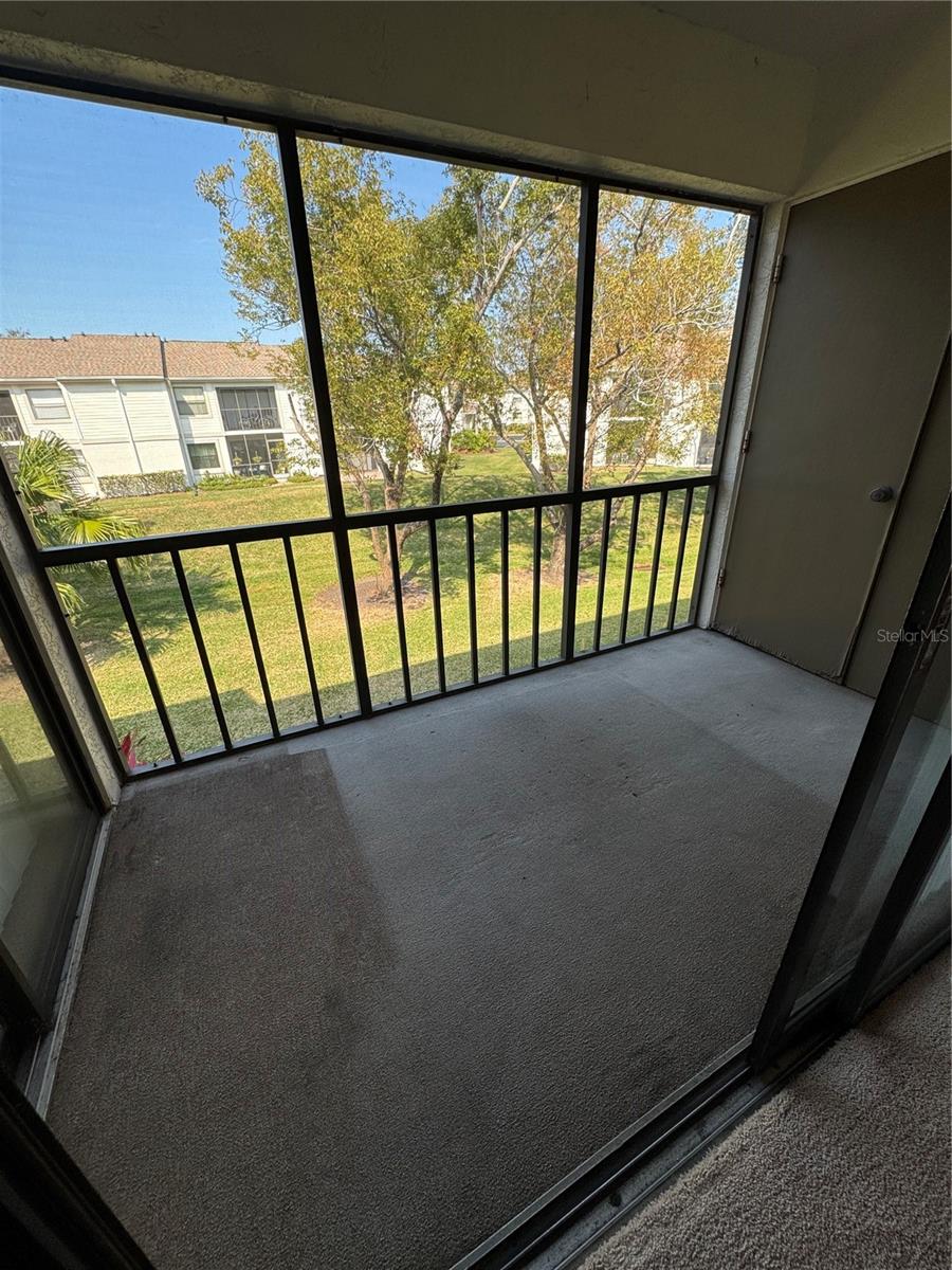 Image 13 of 13 For 106 Lakeside Court