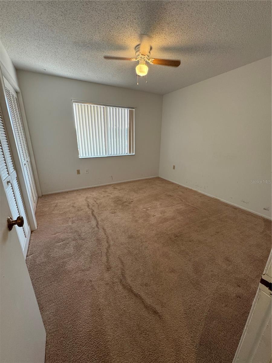 Image 9 of 13 For 106 Lakeside Court