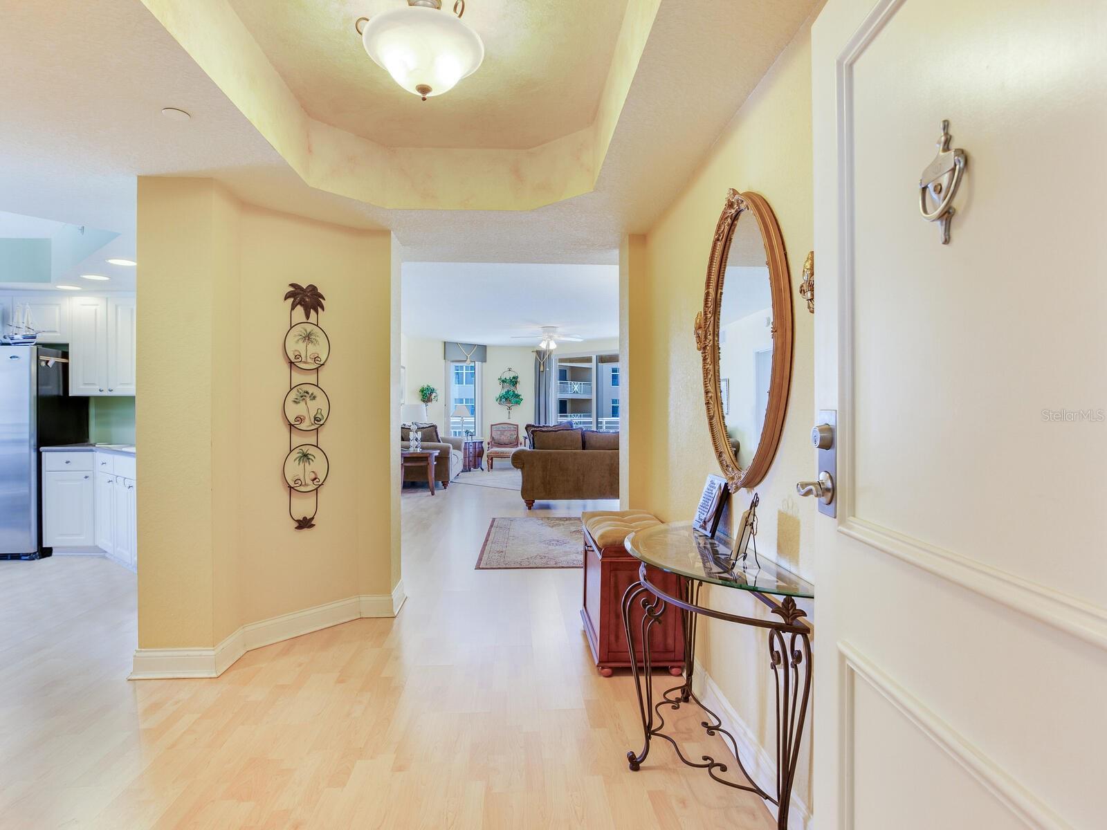 Listing photo id 10 for 11 San Marco Street 807