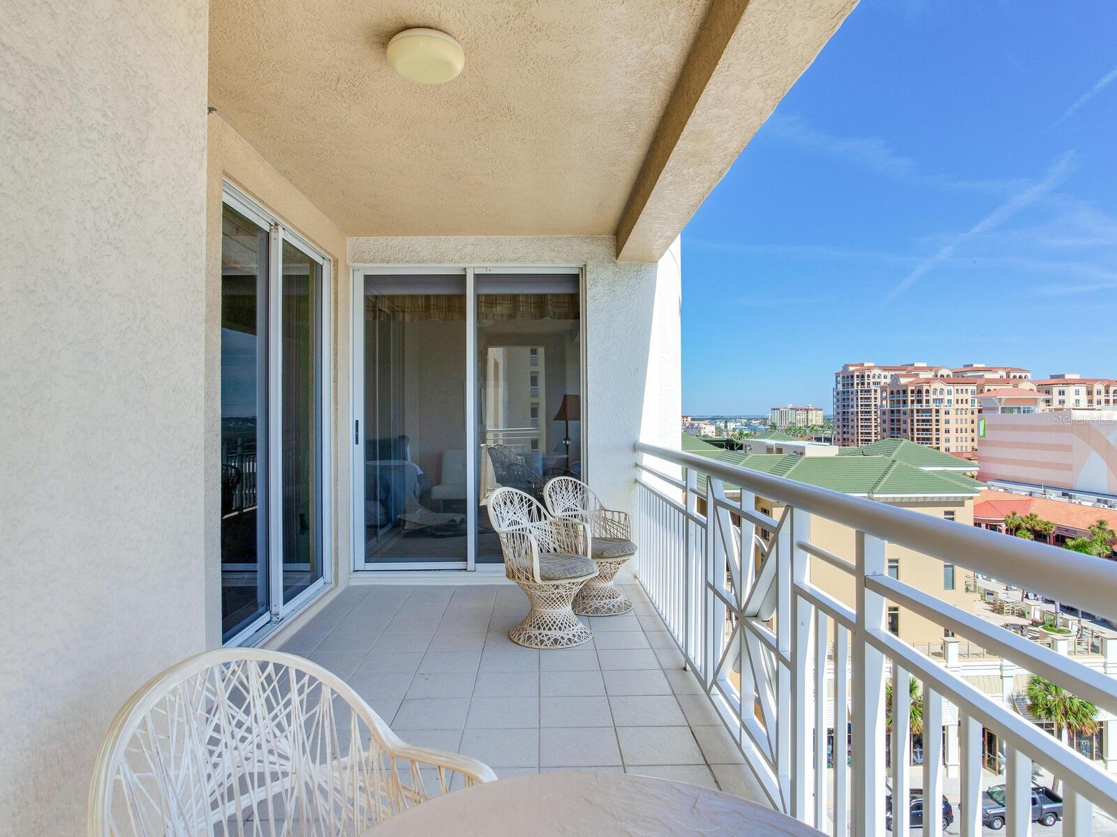 Listing photo id 39 for 11 San Marco Street 807