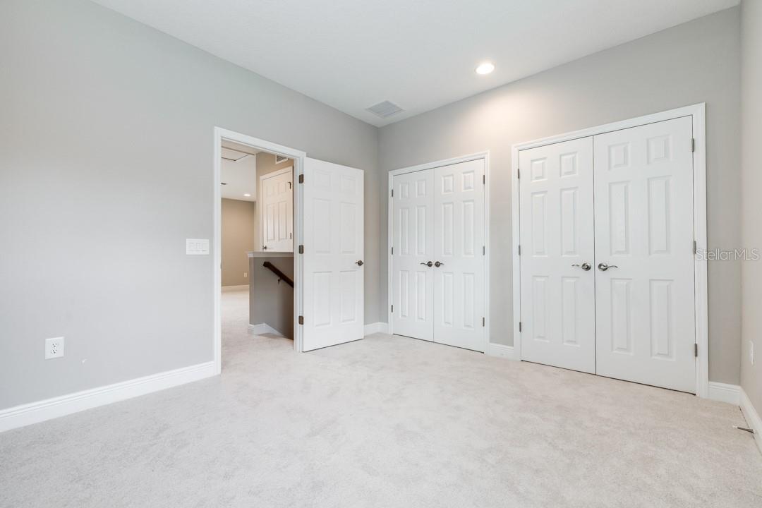Listing photo id 39 for 21807 Amelia Rose Way