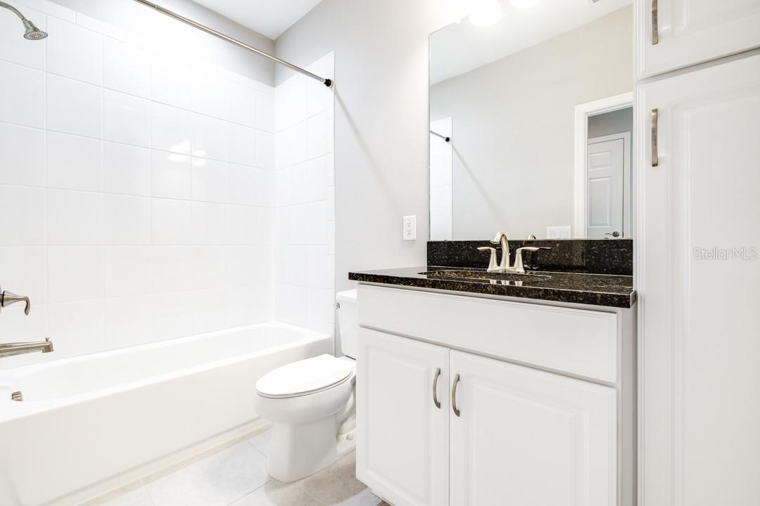 Listing photo id 40 for 21807 Amelia Rose Way