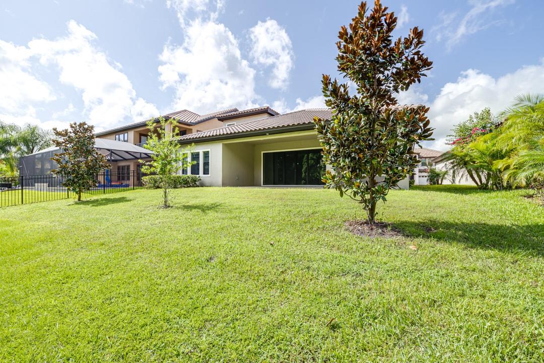 Listing photo id 43 for 21807 Amelia Rose Way