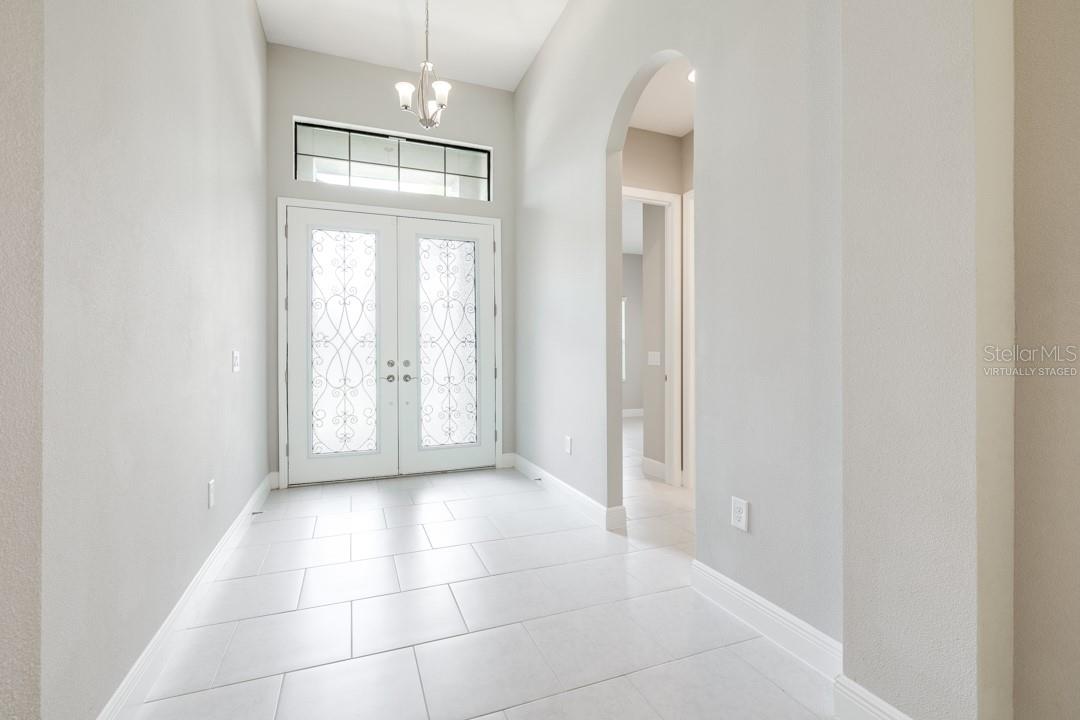 Listing photo id 5 for 21807 Amelia Rose Way