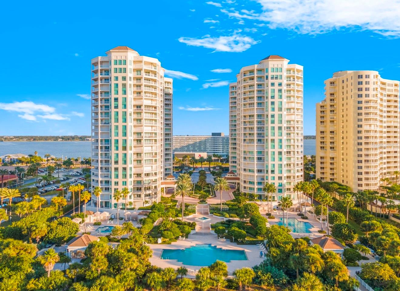 Listing photo id 53 for 1170 Gulf Boulevard 2001