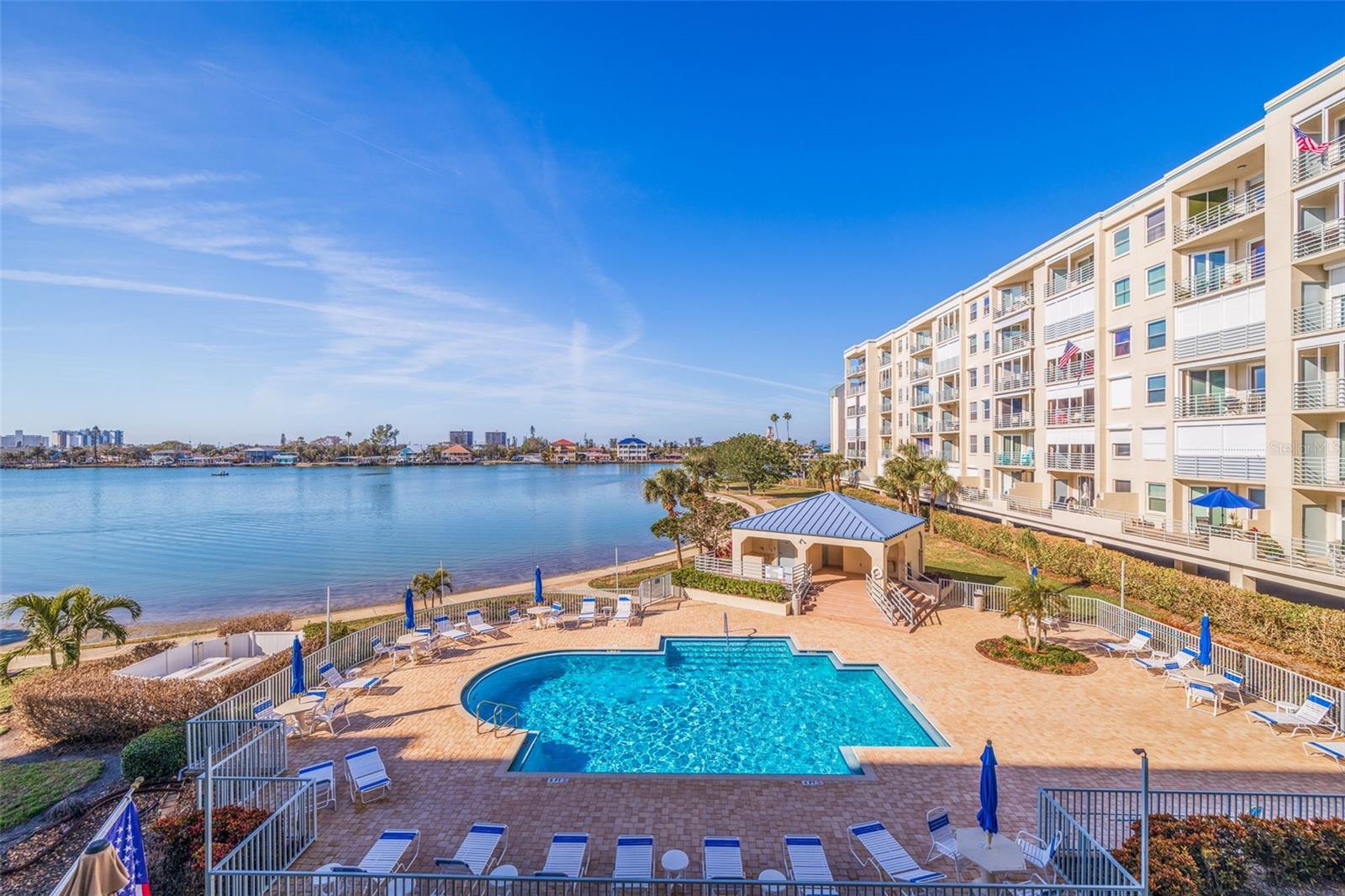 Listing photo id 25 for 7902 Sailboat Key Boulevard S 206