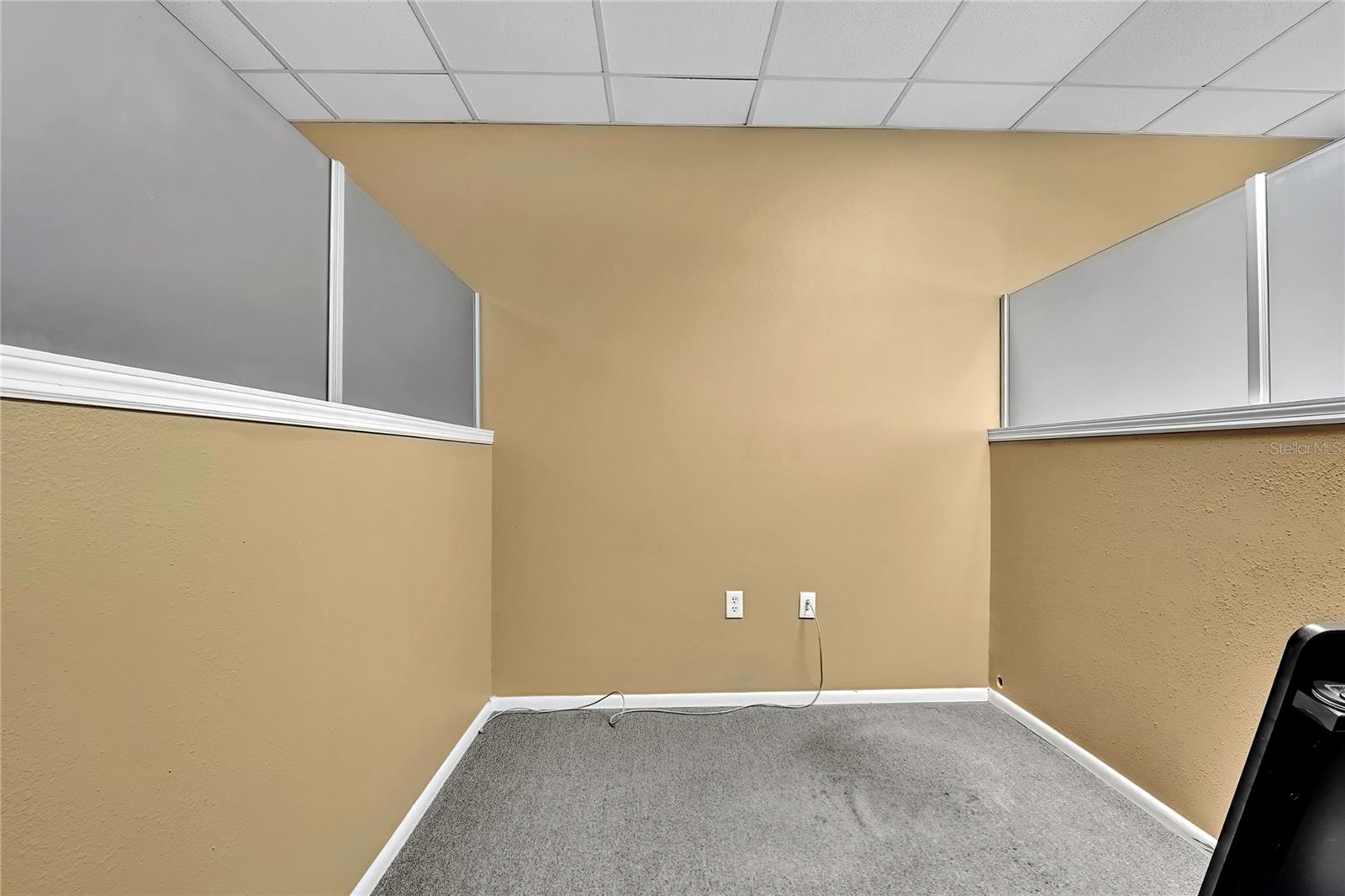 Listing photo id 5 for 13575 Linden Drive