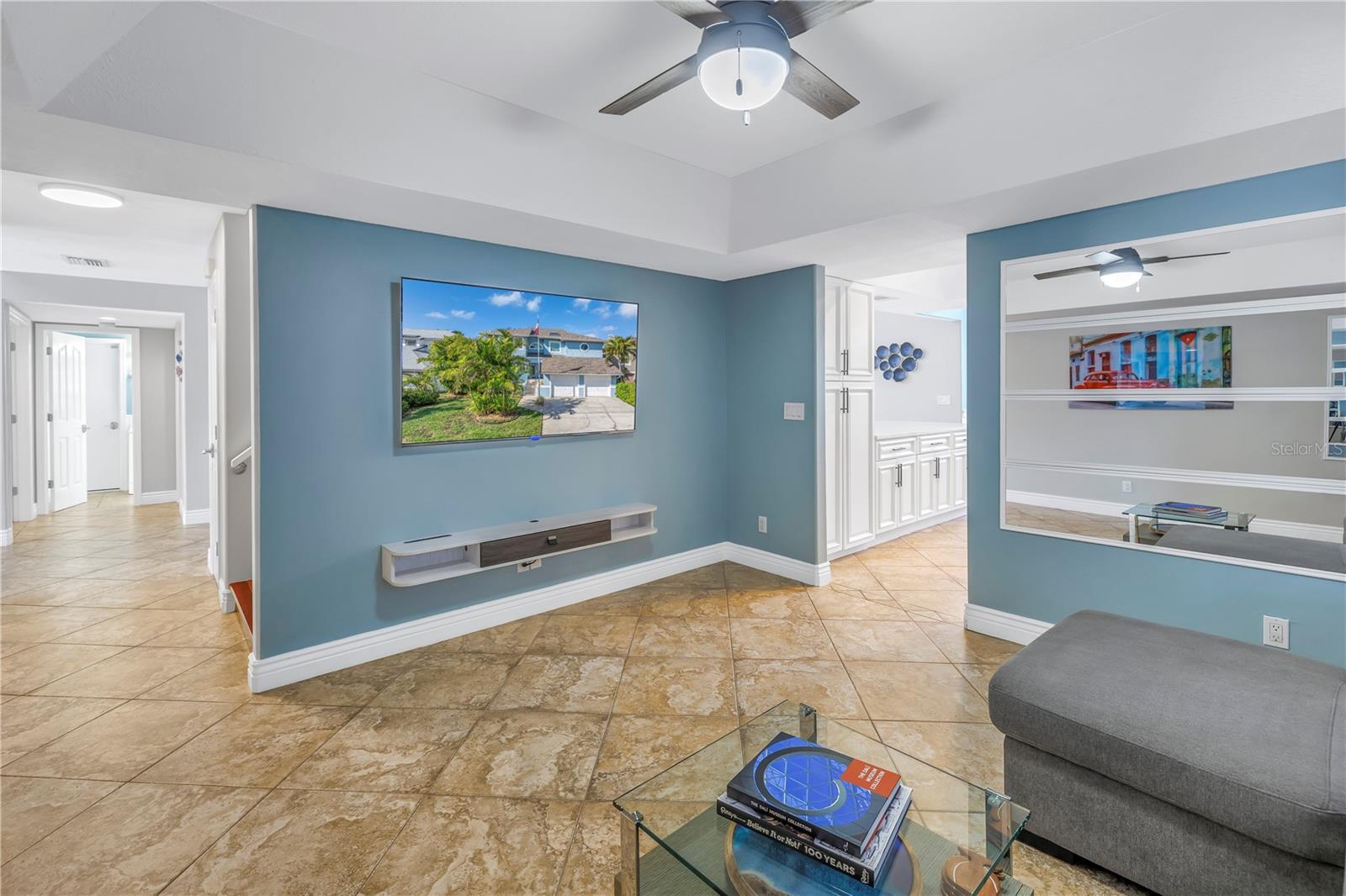 Listing photo id 9 for 7284 Pebble Beach Lane