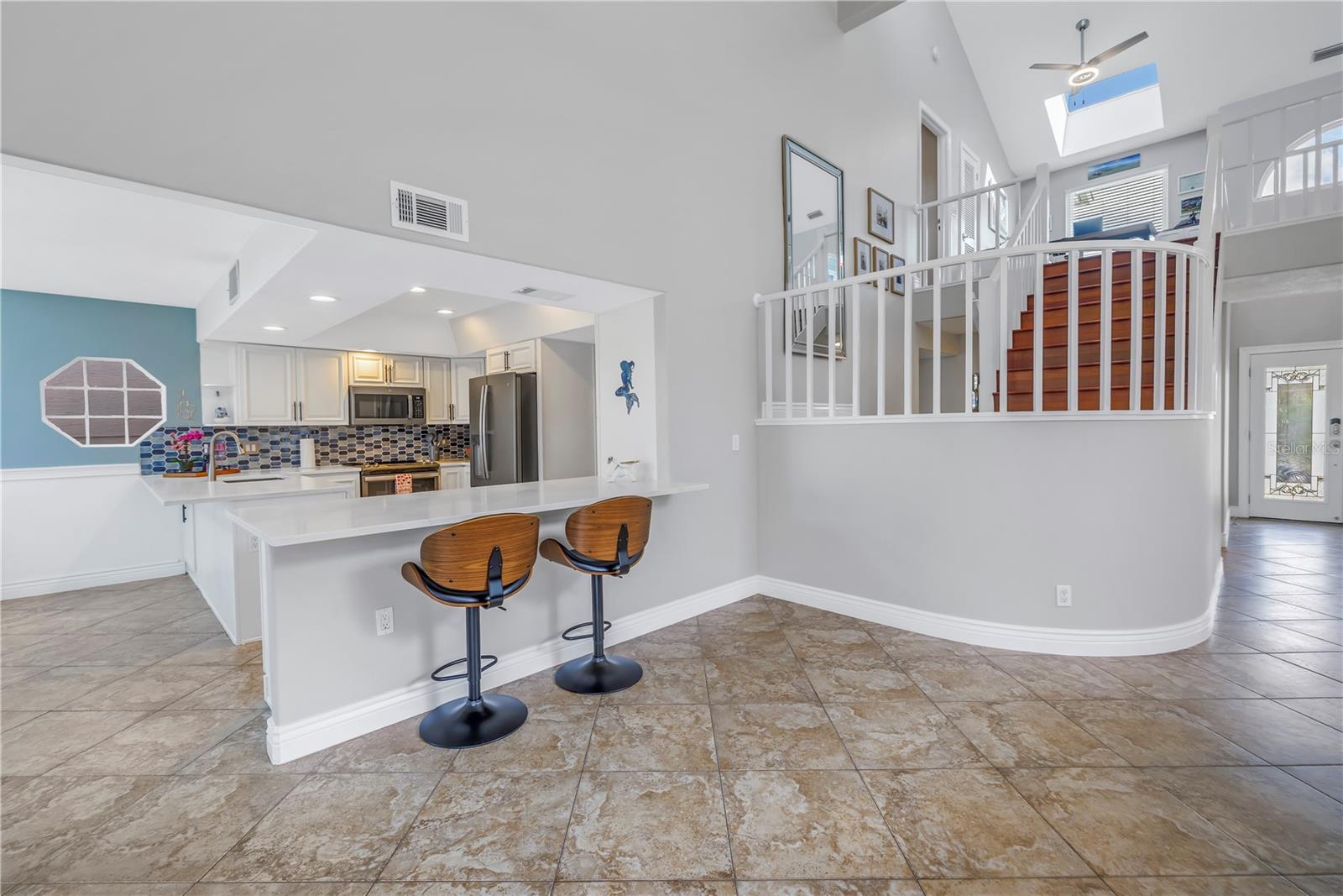 Listing photo id 11 for 7284 Pebble Beach Lane