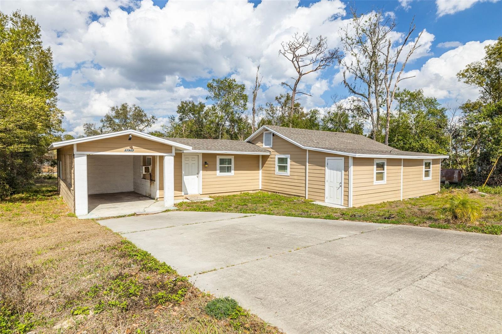 Details for 37907 Clinton Avenue, DADE CITY, FL 33525