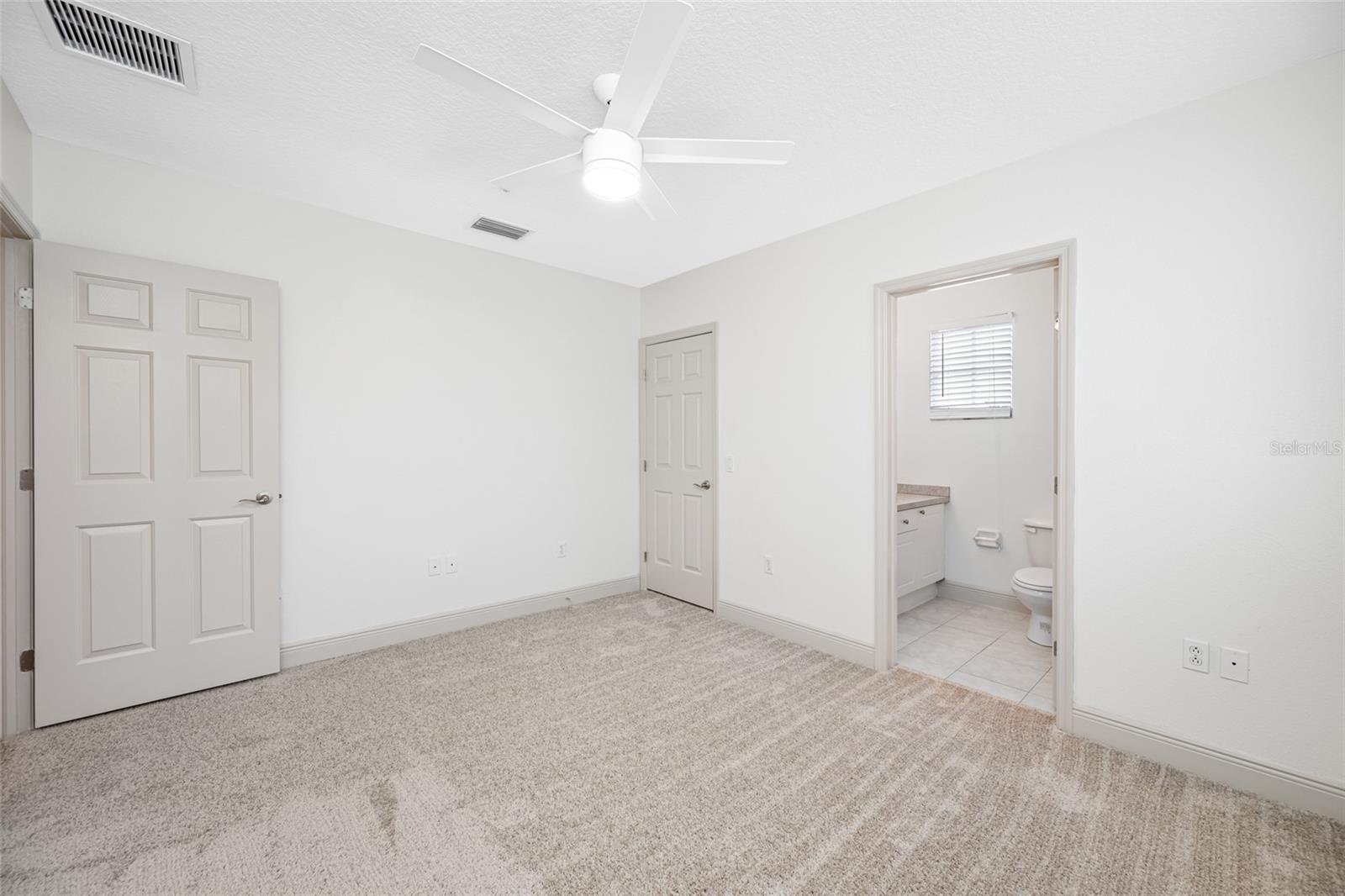 Image 21 of 38 For 615 Olive Tree Court