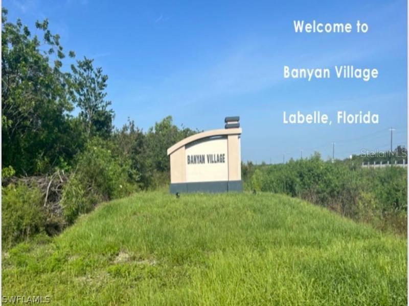 Listing Details for 300 Song Court, LABELLE, FL 33935