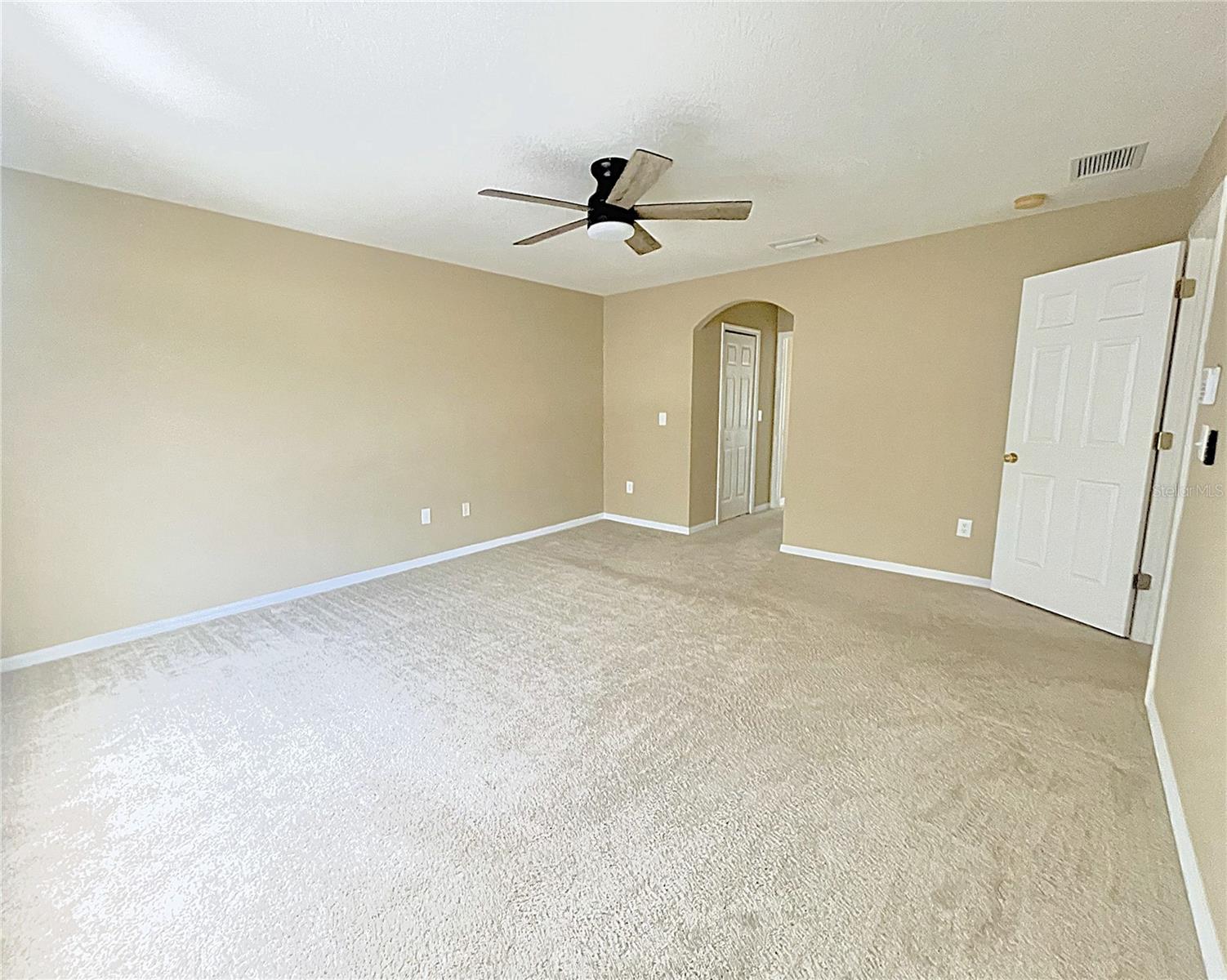 Image 16 of 52 For 10904 Summerton Drive