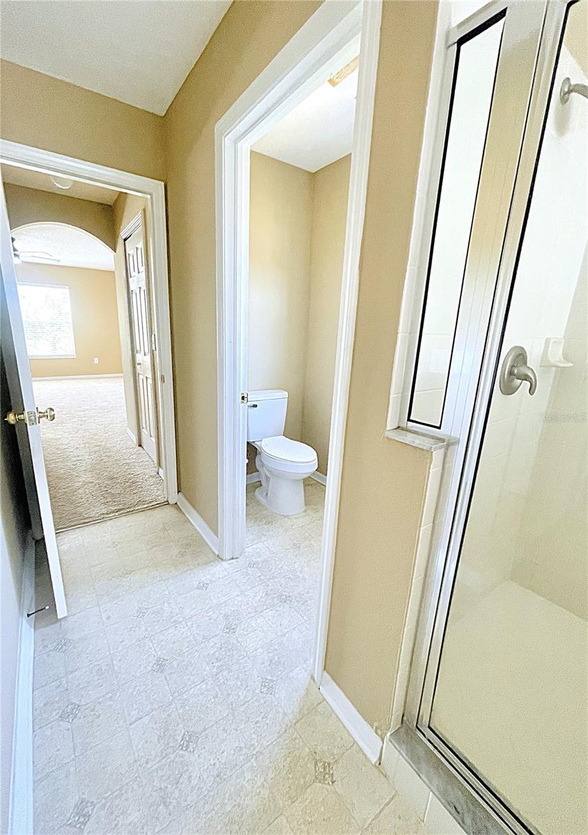 Image 18 of 52 For 10904 Summerton Drive