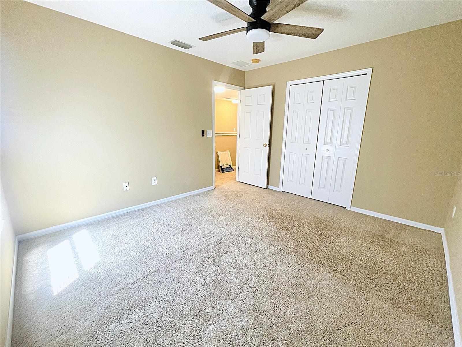 Image 21 of 52 For 10904 Summerton Drive