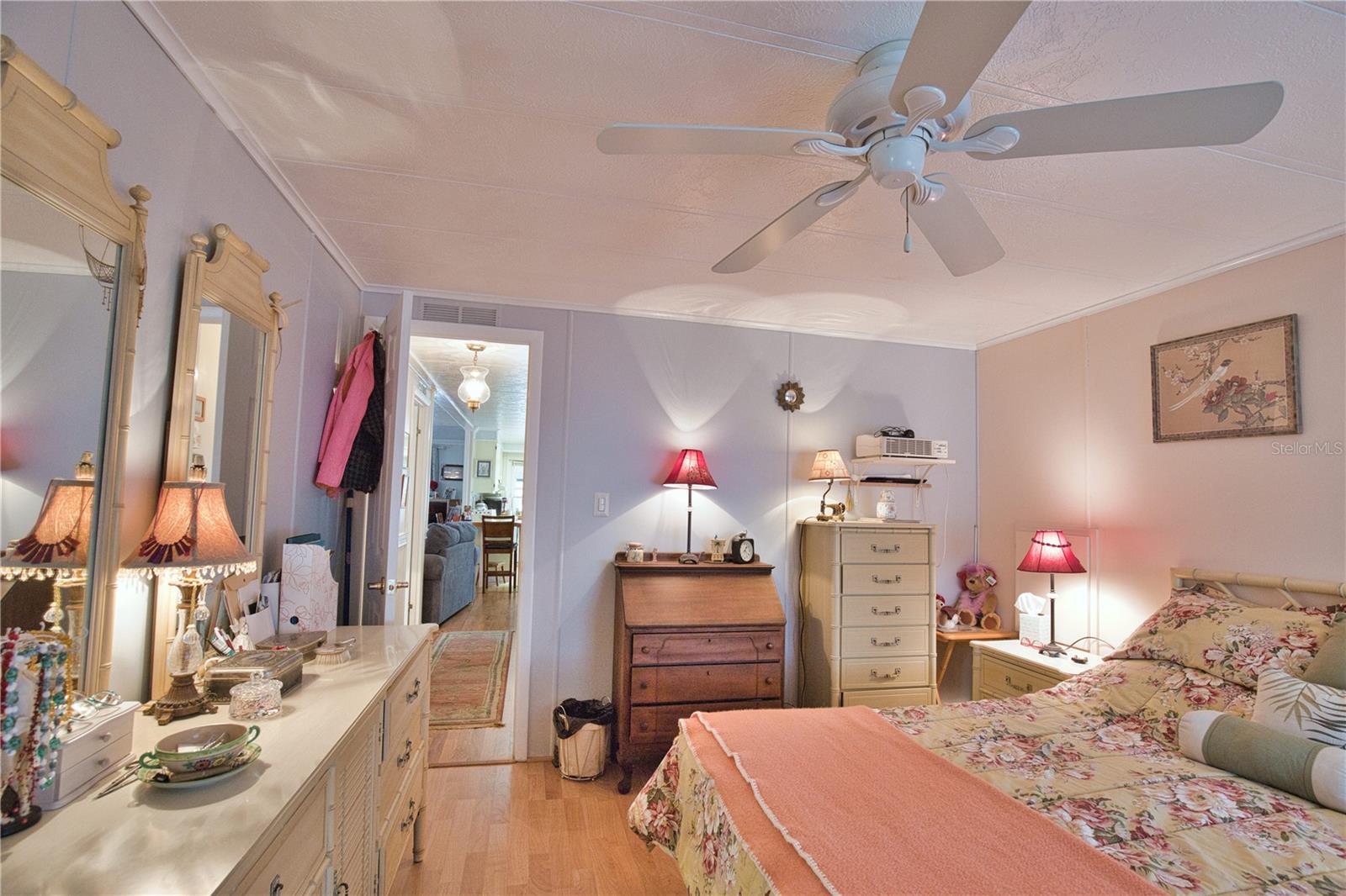 Image 39 of 94 For 708 Sanchez Circle