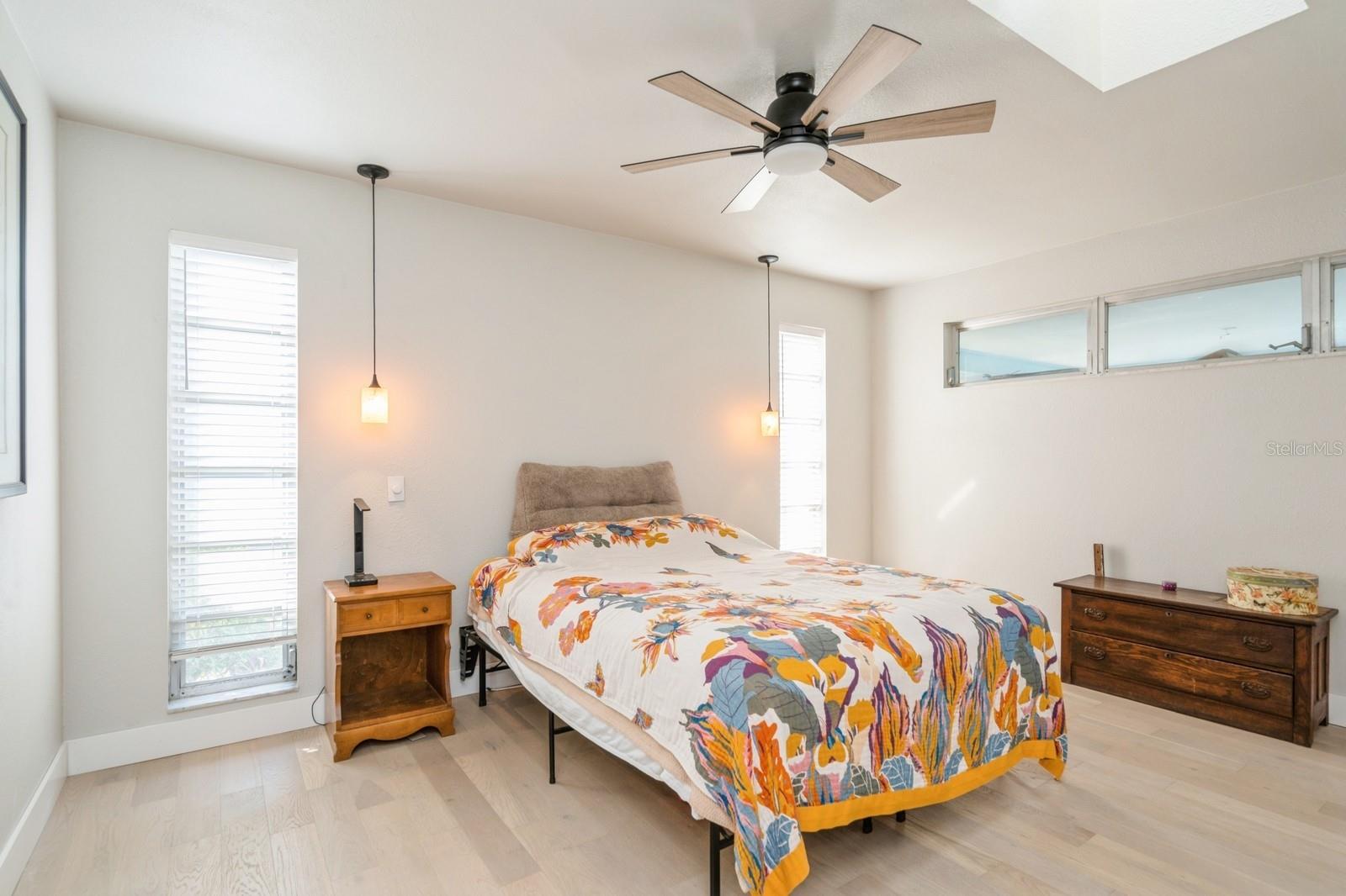 Image 20 of 46 For 2821 Coral Way