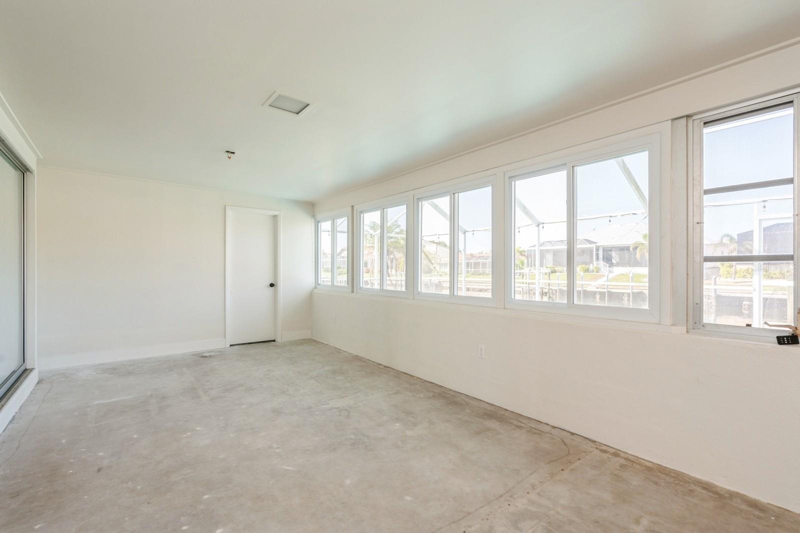 Image 39 of 46 For 2821 Coral Way
