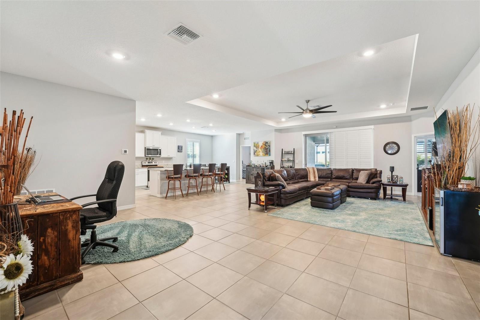 Listing photo id 0 for 32231 Conchshell Sail Street