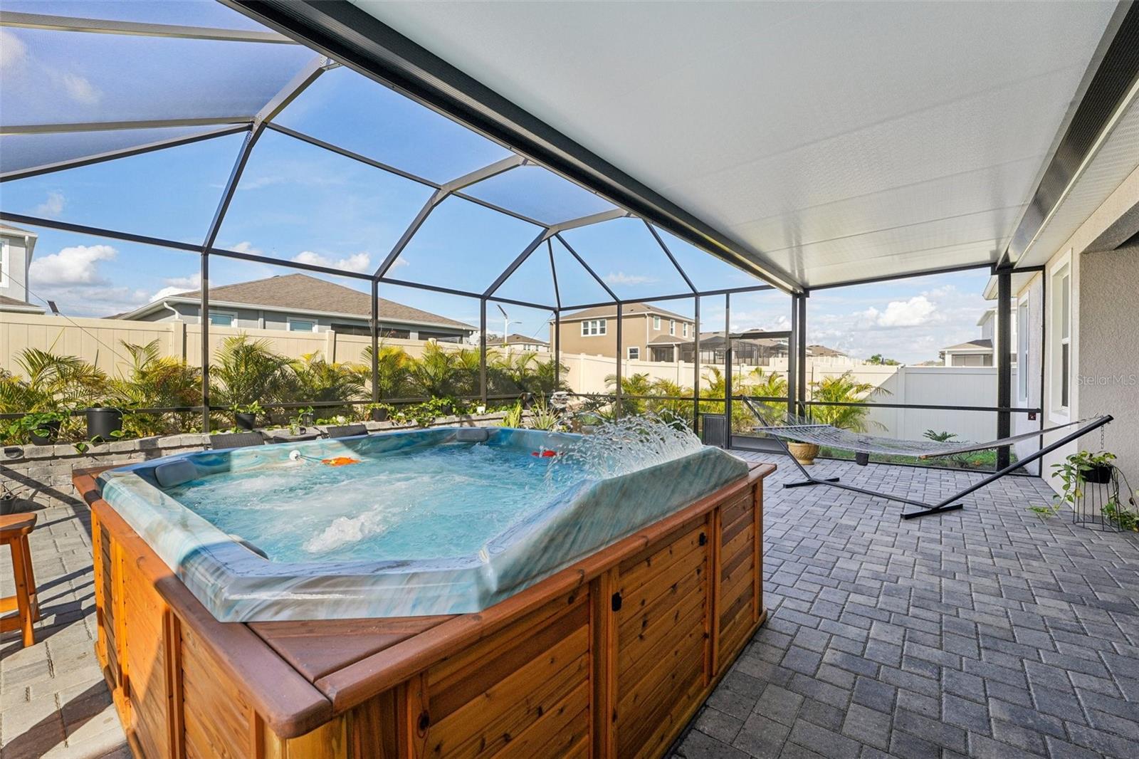 Listing photo id 31 for 32231 Conchshell Sail Street