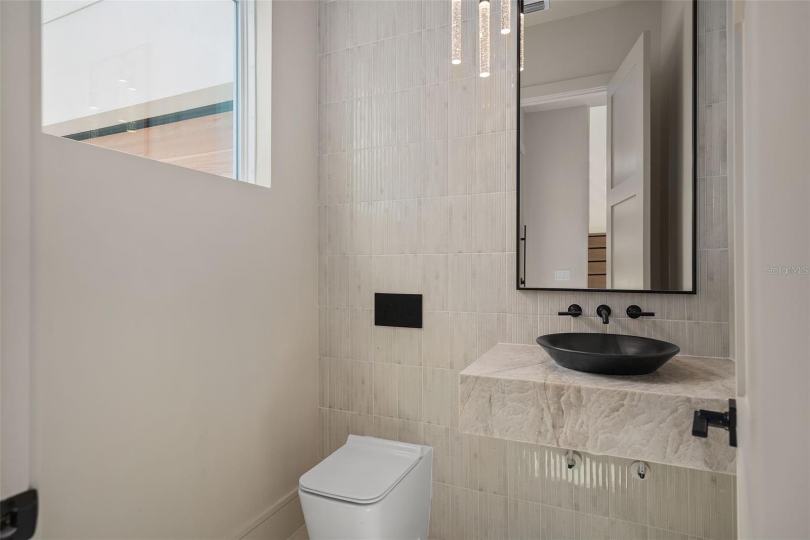 Image 11 of 21 For 607 Ellen Drive