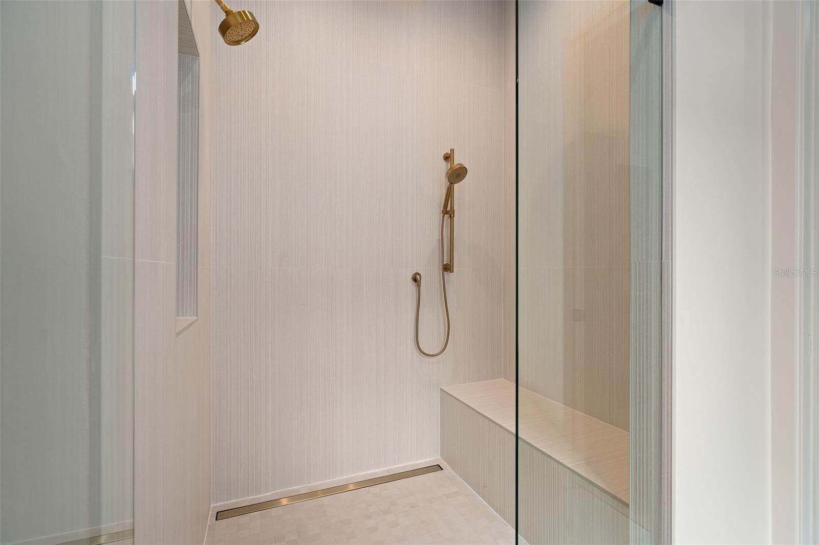 Image 15 of 21 For 607 Ellen Drive