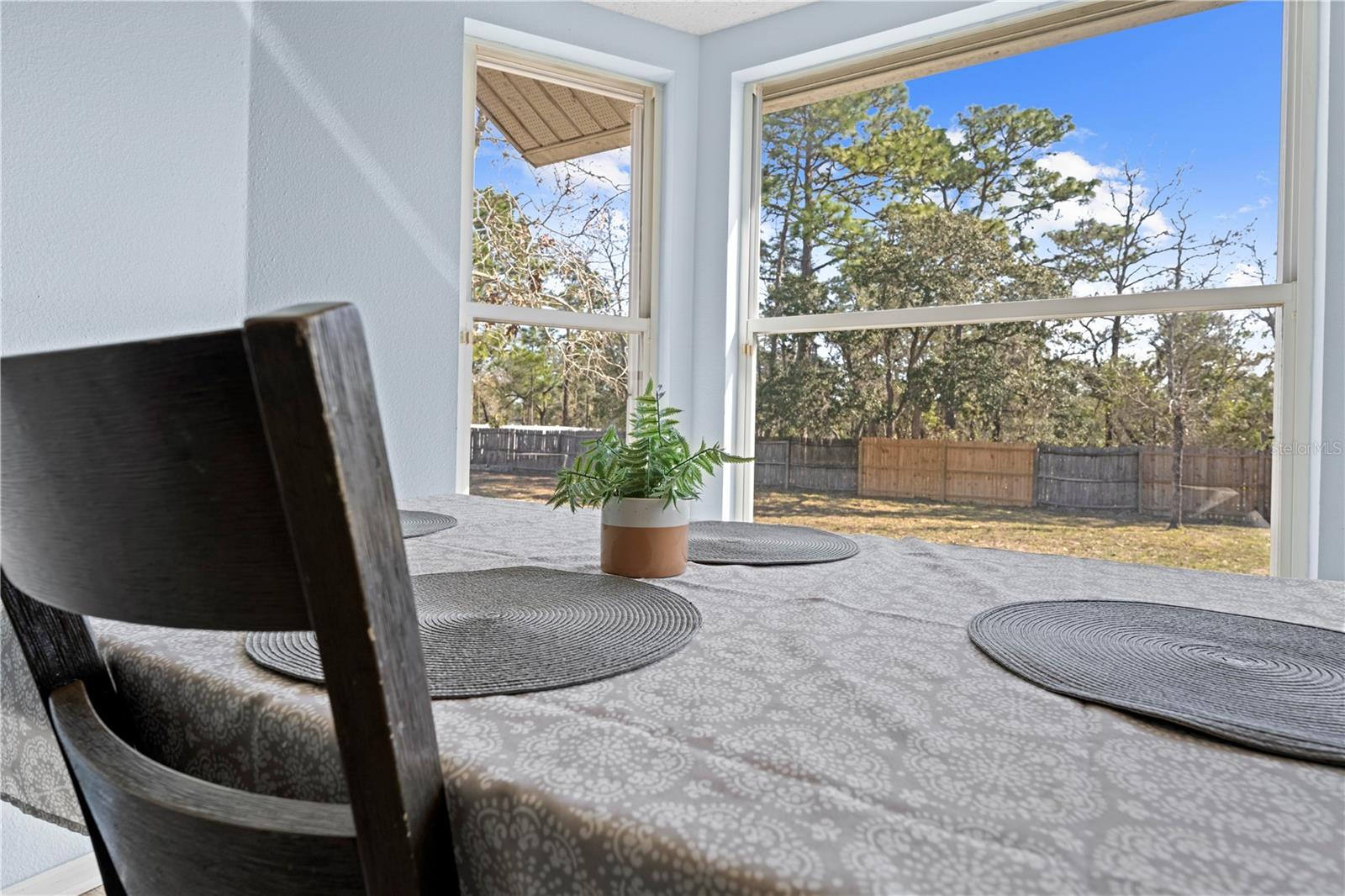 Listing photo id 10 for 11054 Liberto Road