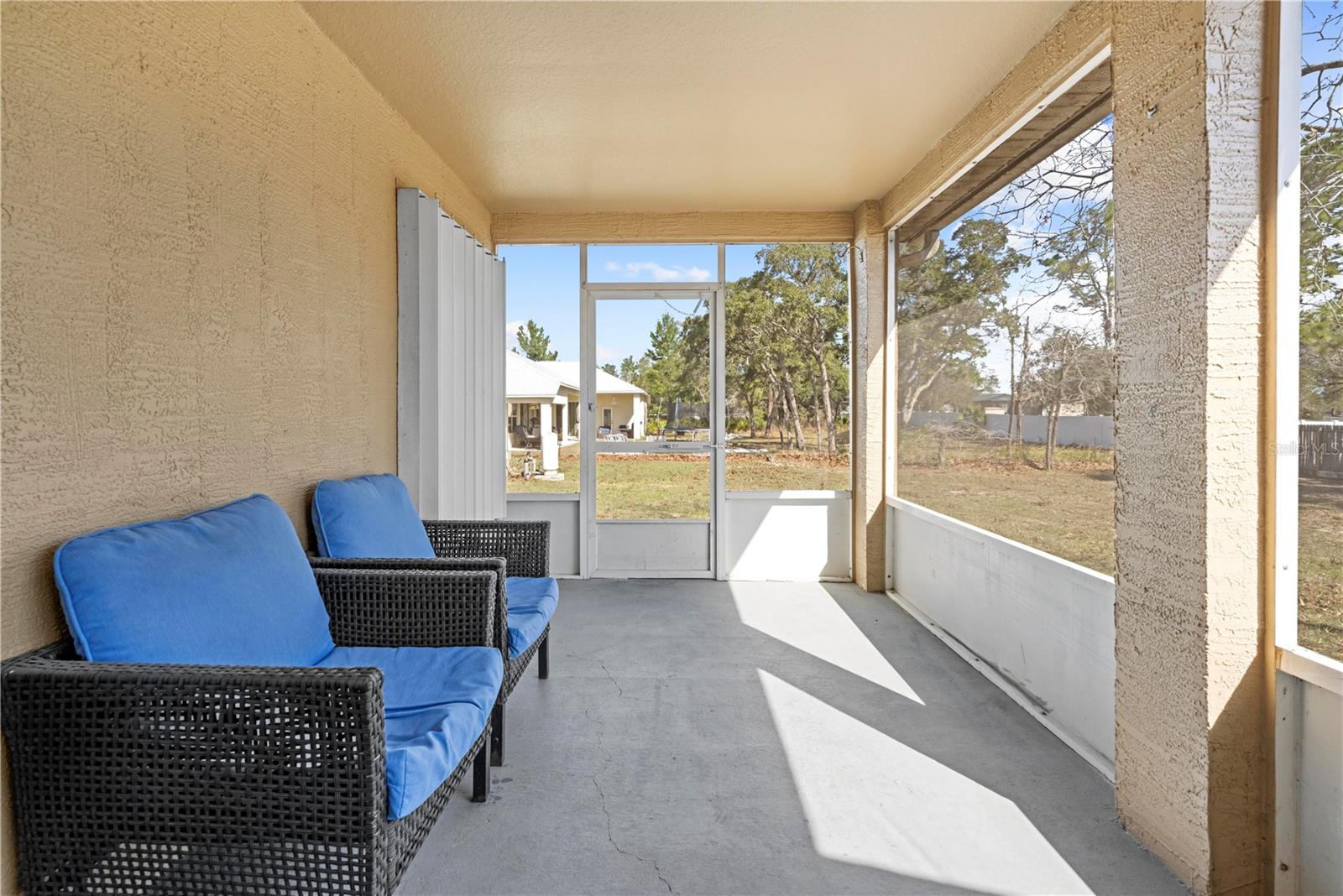 Listing photo id 13 for 11054 Liberto Road