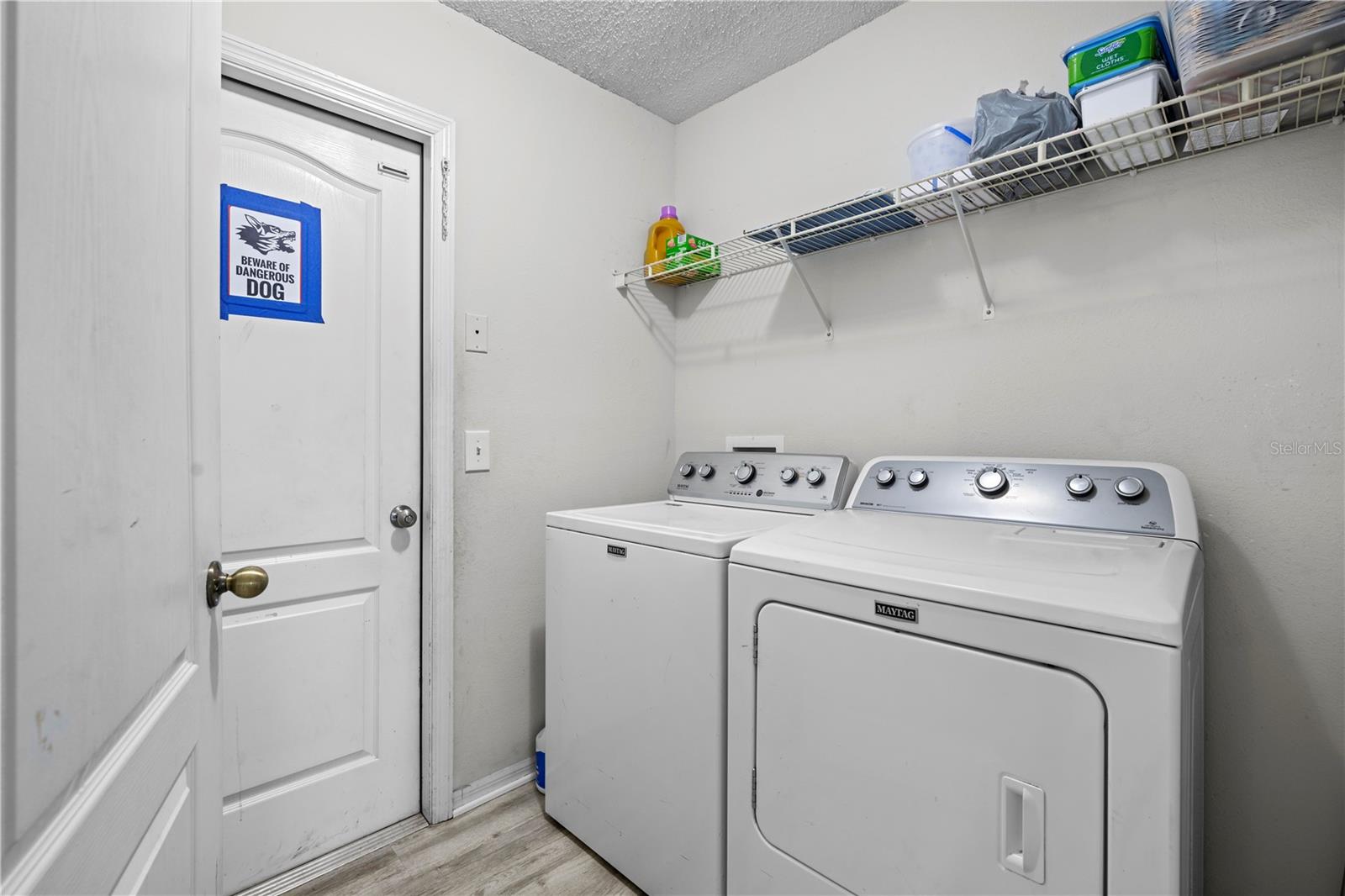 Listing photo id 15 for 11054 Liberto Road