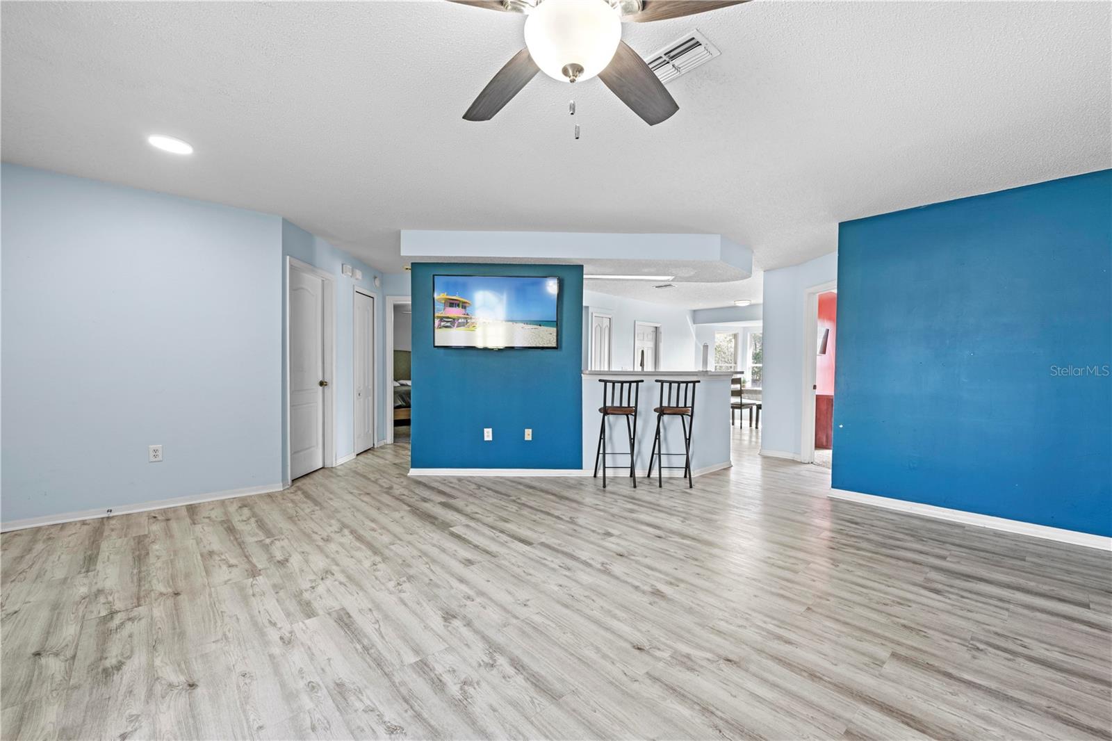 Listing photo id 16 for 11054 Liberto Road