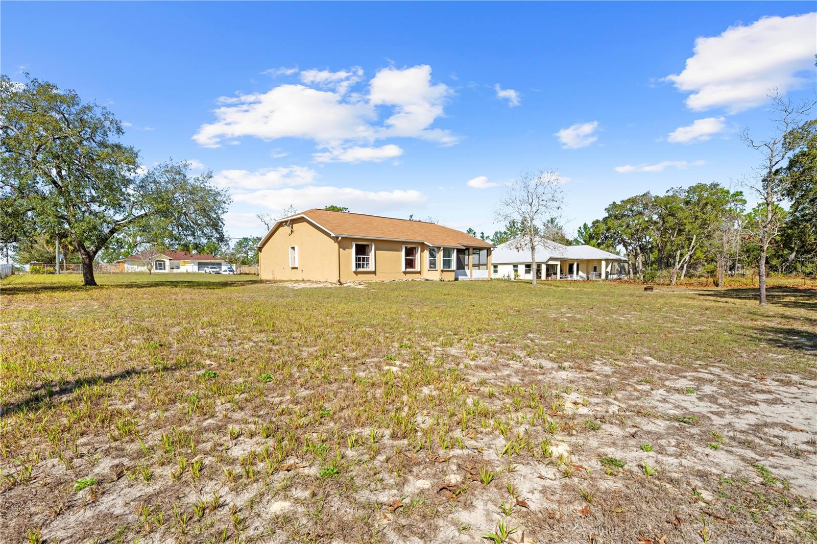 Listing photo id 35 for 11054 Liberto Road