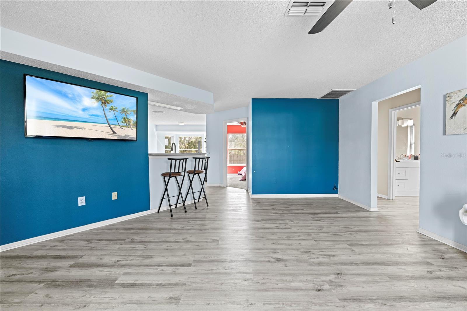 Listing photo id 4 for 11054 Liberto Road