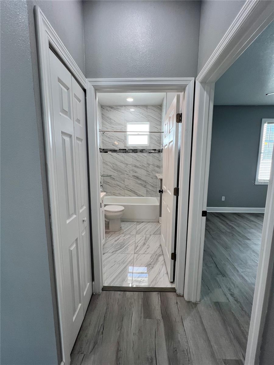 Image 46 of 52 For 3413 72nd Street