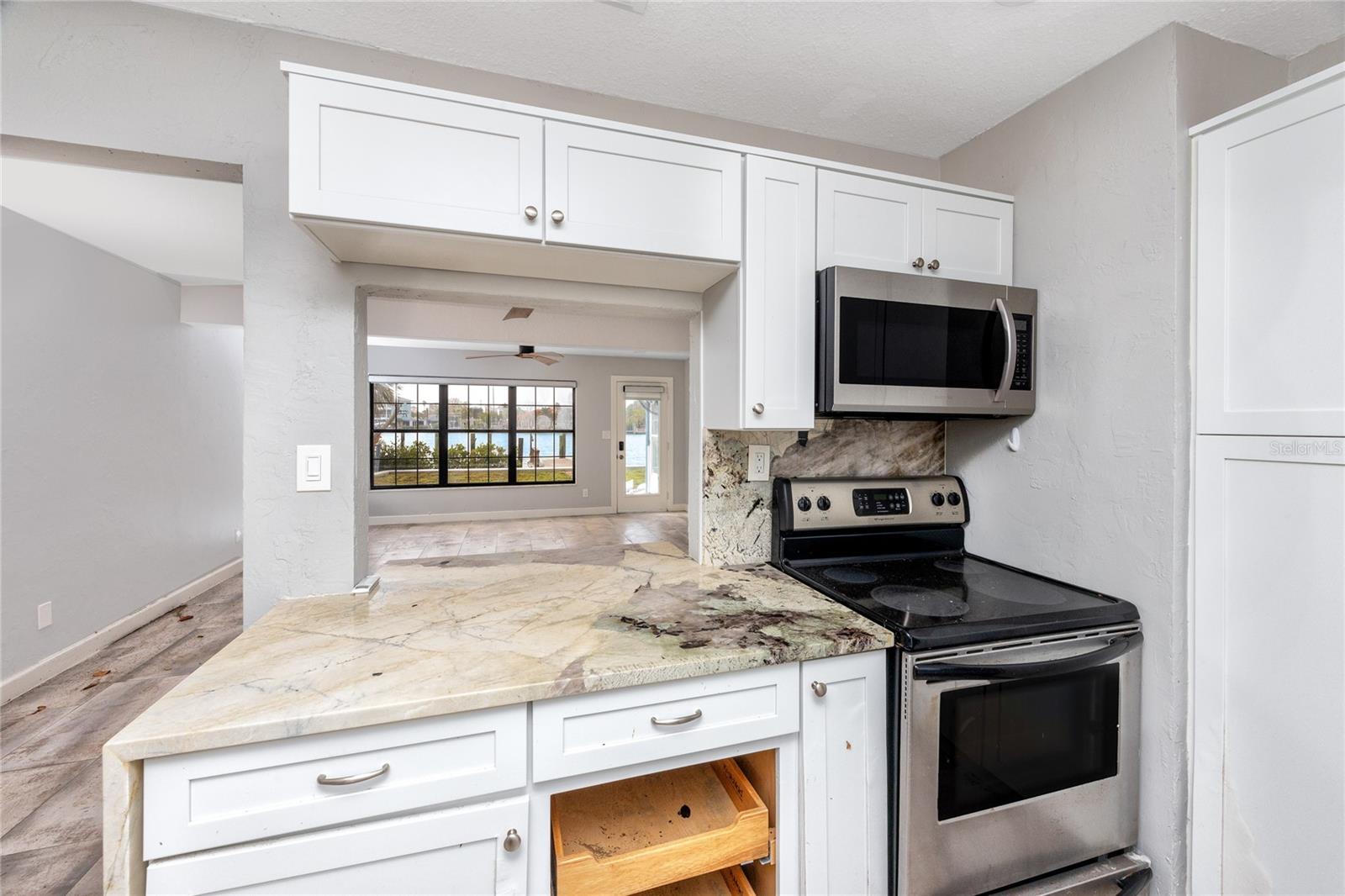 Image 11 of 41 For 14050 Parsley Drive