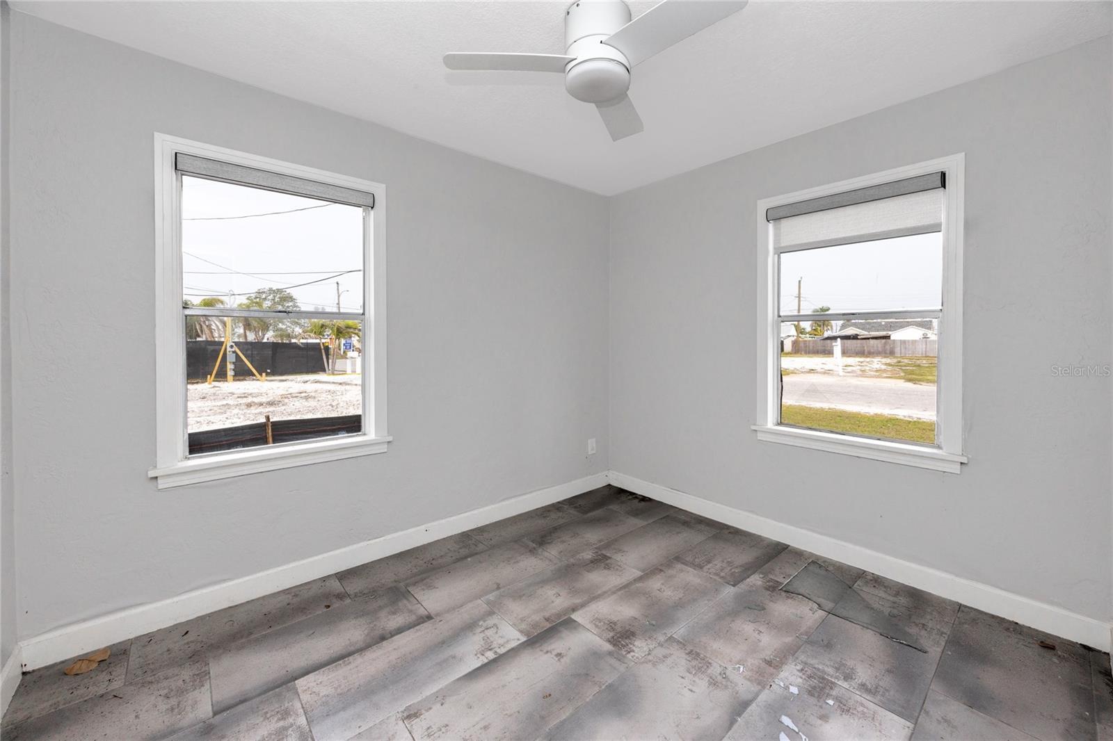 Image 31 of 41 For 14050 Parsley Drive