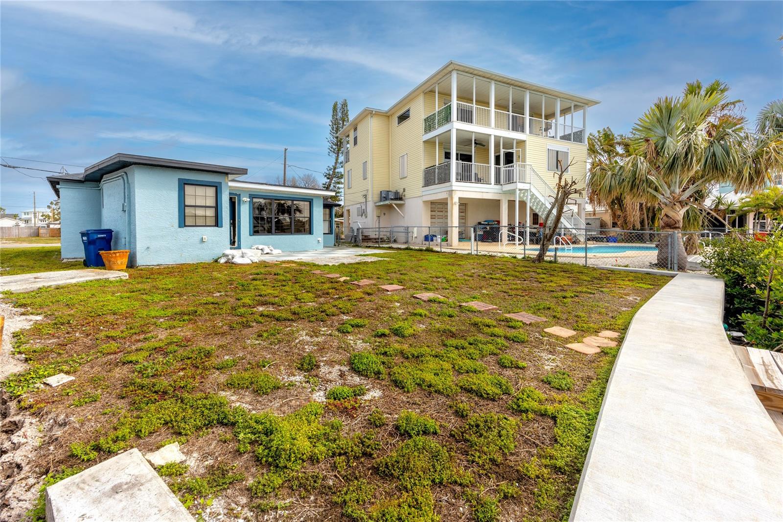 Image 34 of 41 For 14050 Parsley Drive