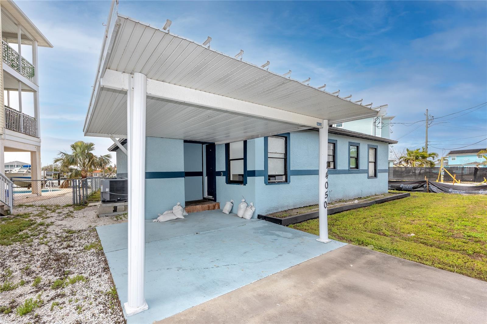 Image 4 of 41 For 14050 Parsley Drive