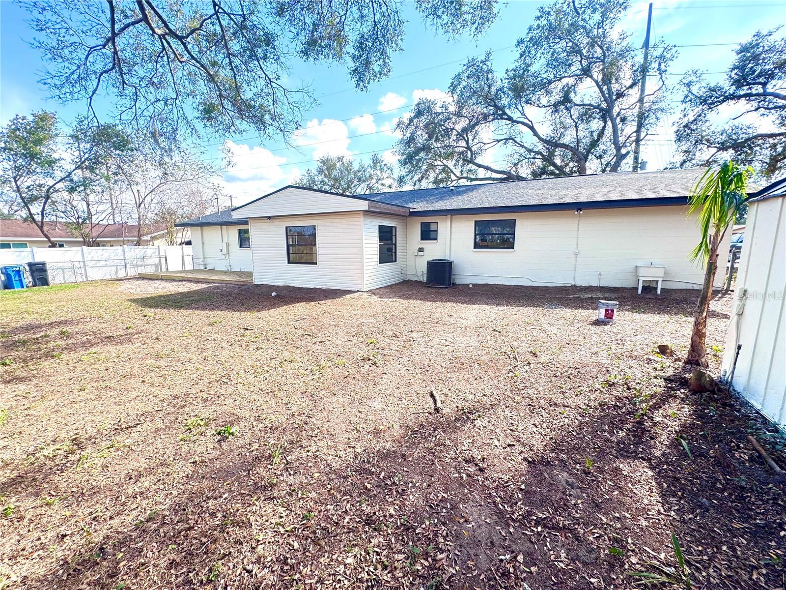 Listing photo id 8 for 103 Wheeler Road