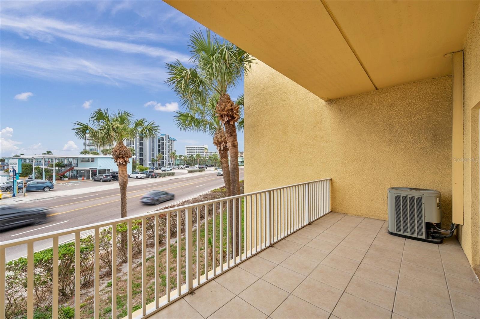 Image 41 of 53 For 11555 Gulf Blvd Boulevard 115