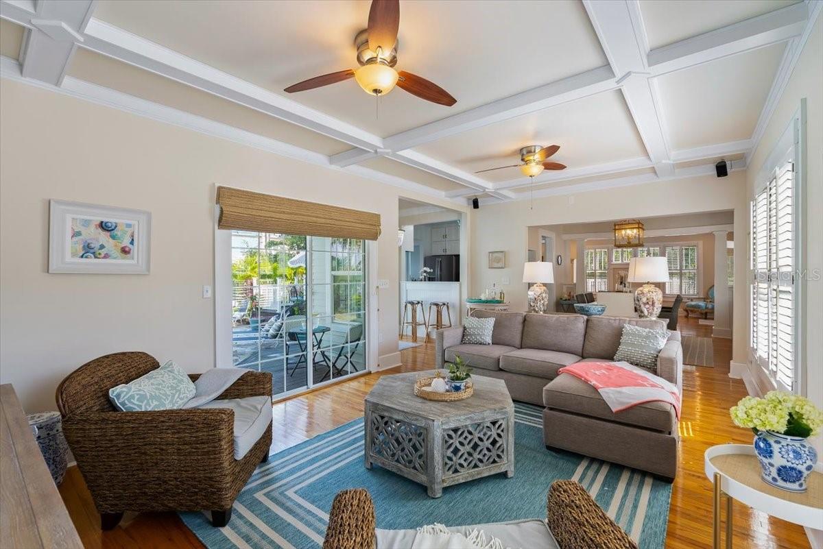 Image 12 of 53 For 235 10th Avenue Ne