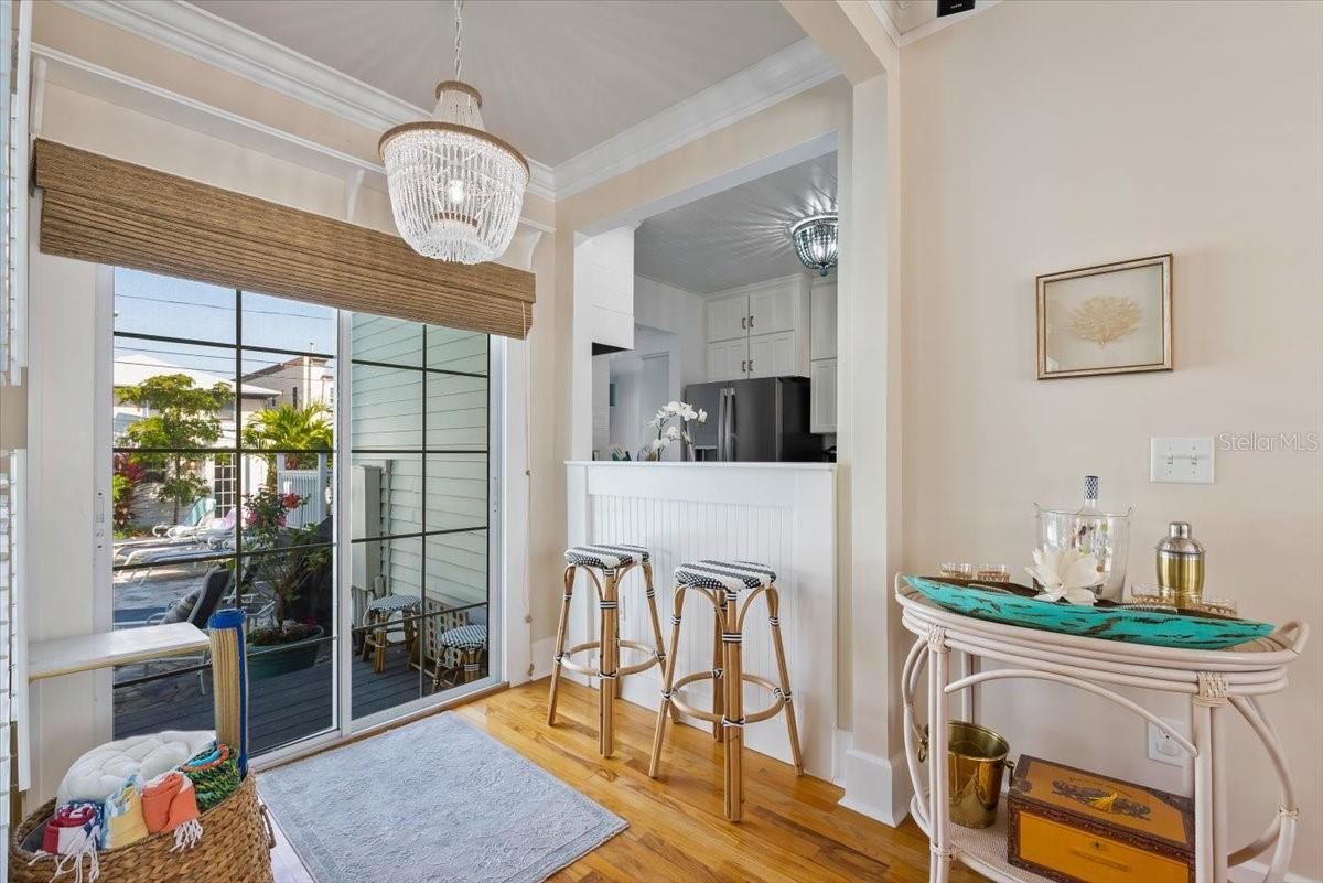 Image 15 of 53 For 235 10th Avenue Ne