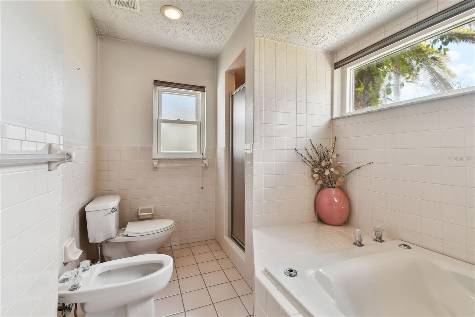 Image 21 of 52 For 4735 Foxshire Circle