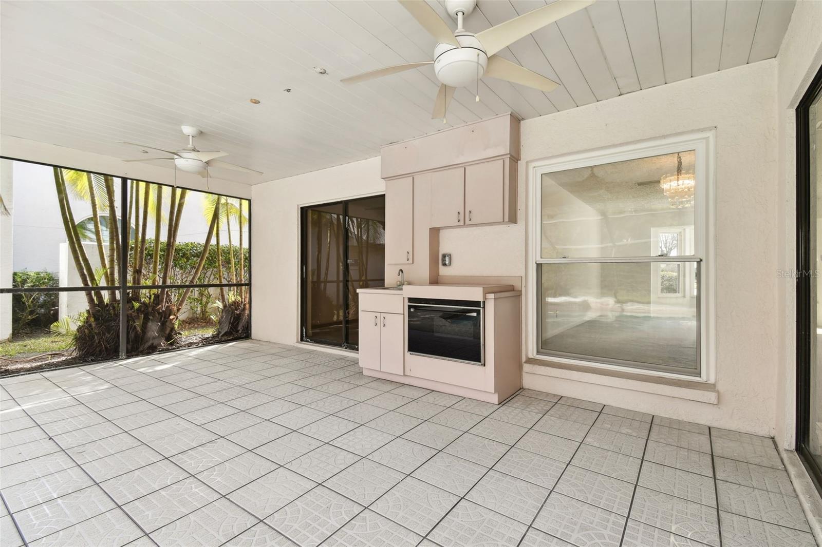 Image 33 of 52 For 4735 Foxshire Circle