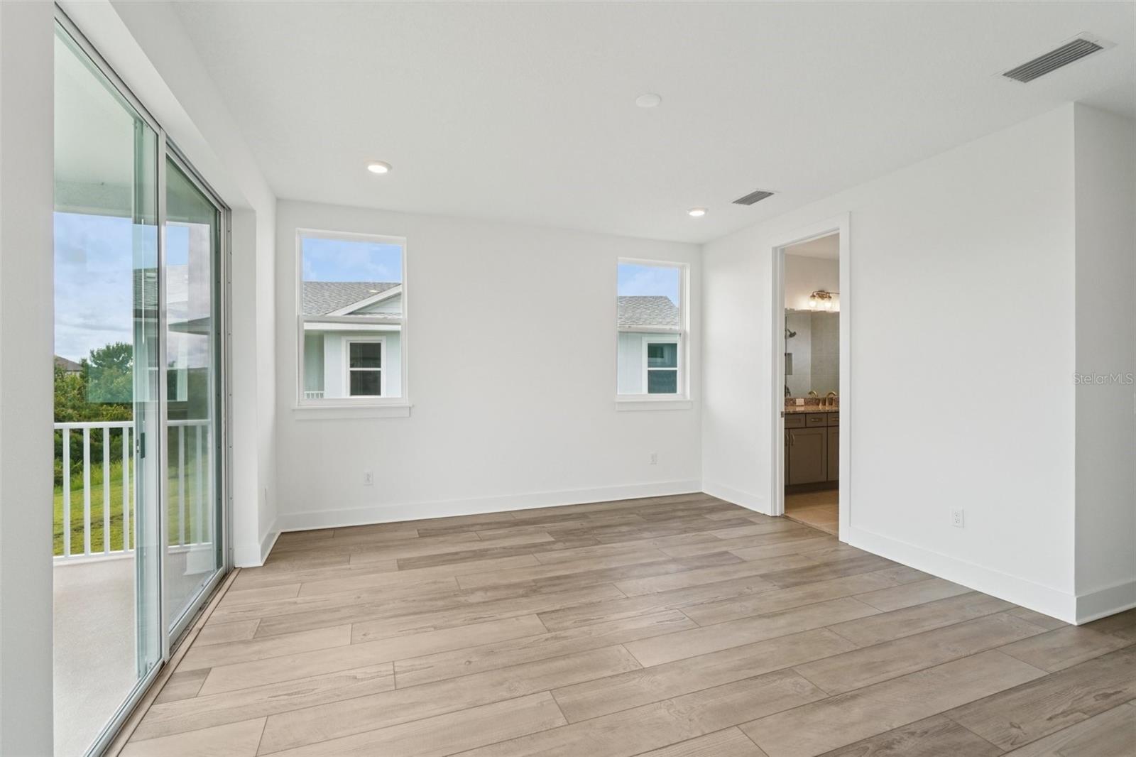 Image 31 of 48 For 31869 Anchor Point Drive