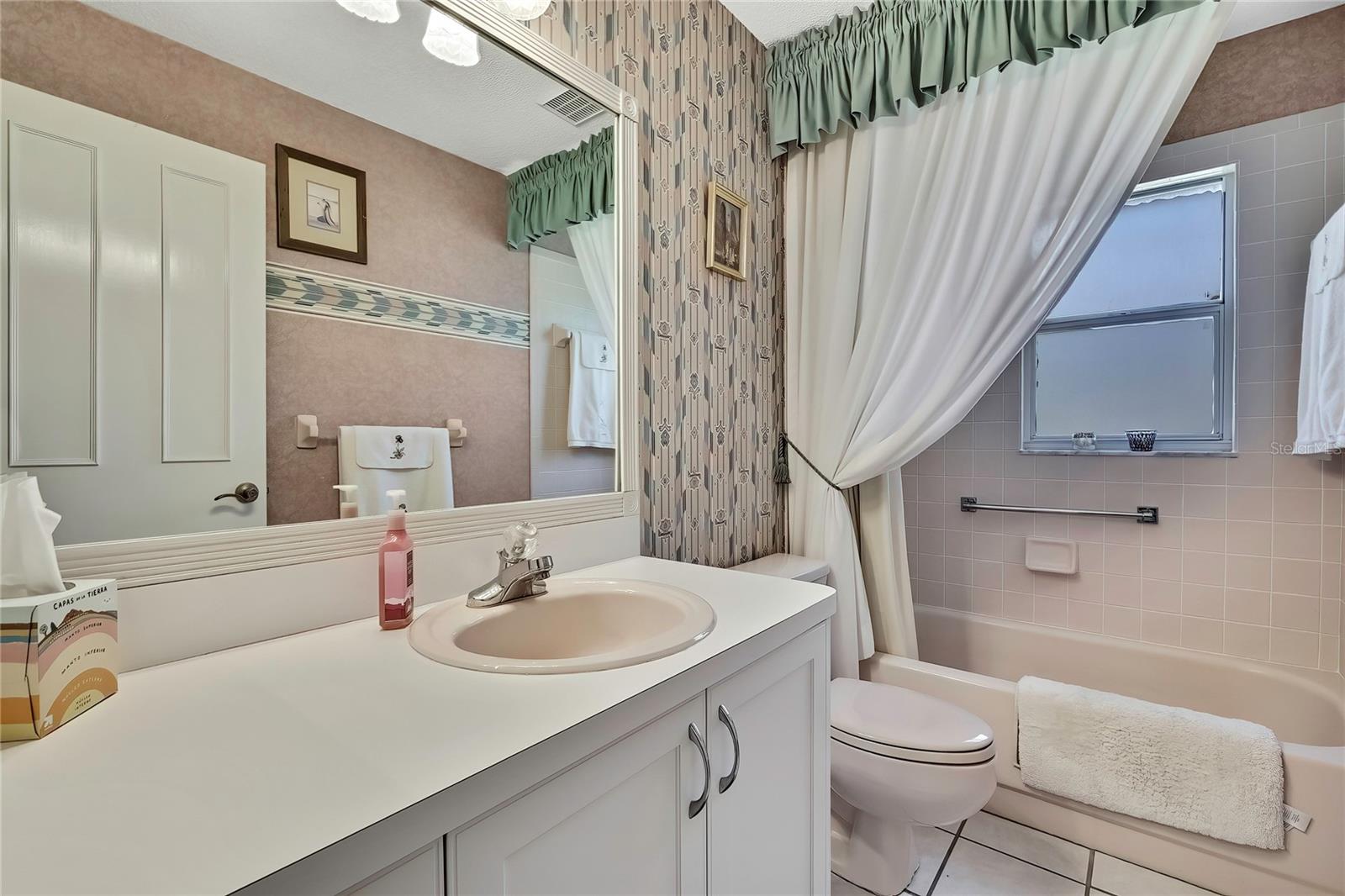 Image 31 of 41 For 8045 Sugarbush Drive