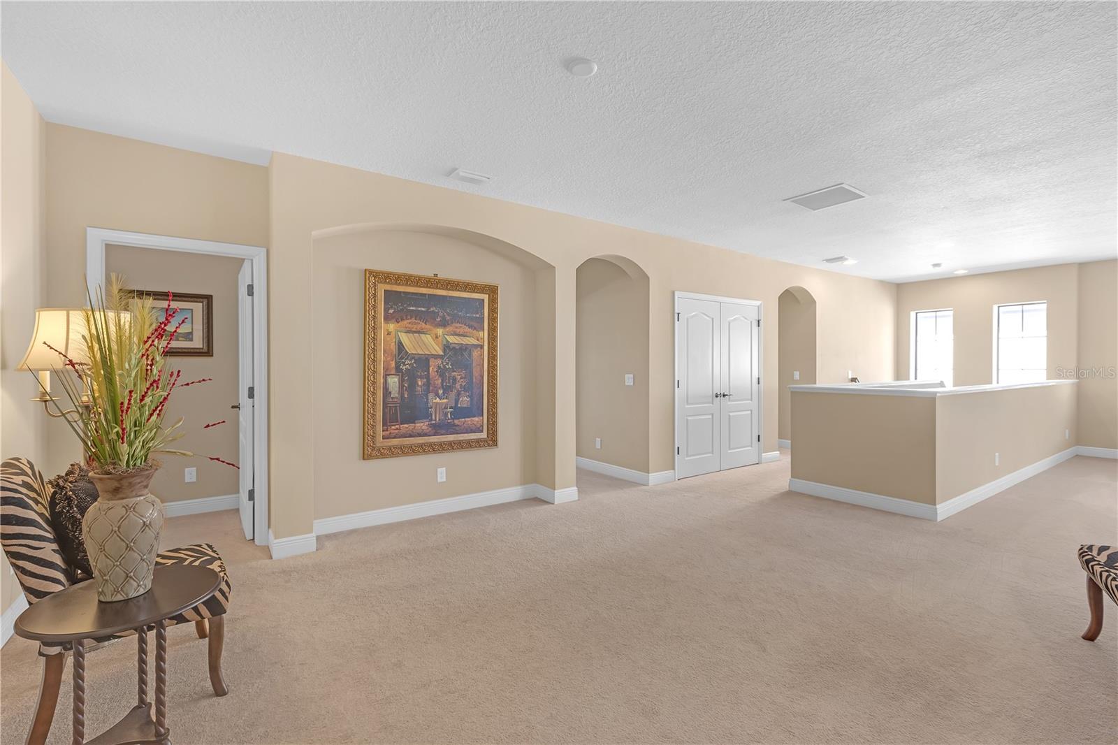 Listing photo id 34 for 8414 Eagle Brook Drive