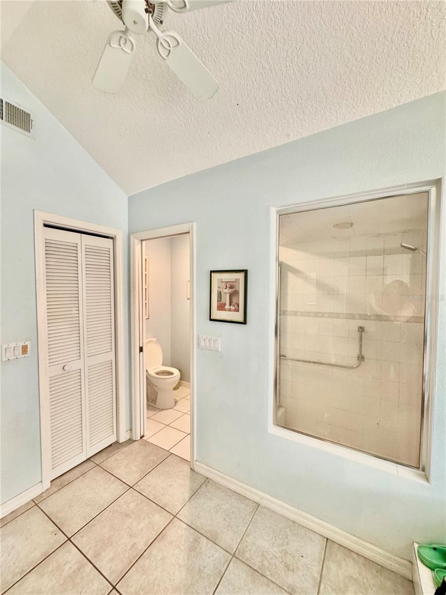Image 22 of 79 For 4797 N Lena Dr