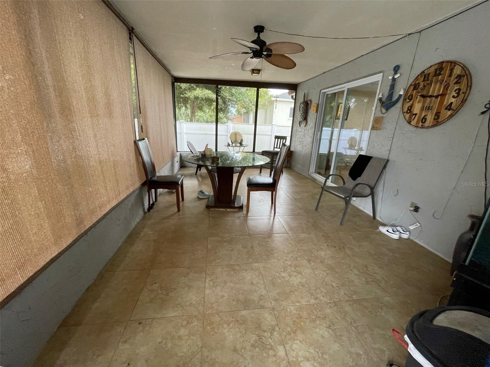 Listing photo id 11 for 8630 Winter Haven Drive